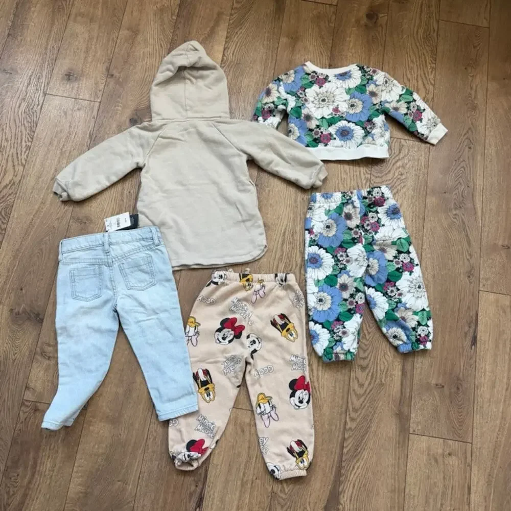 Lot of Baby Girl Clothes Size 2T Gap Cotton On H&M